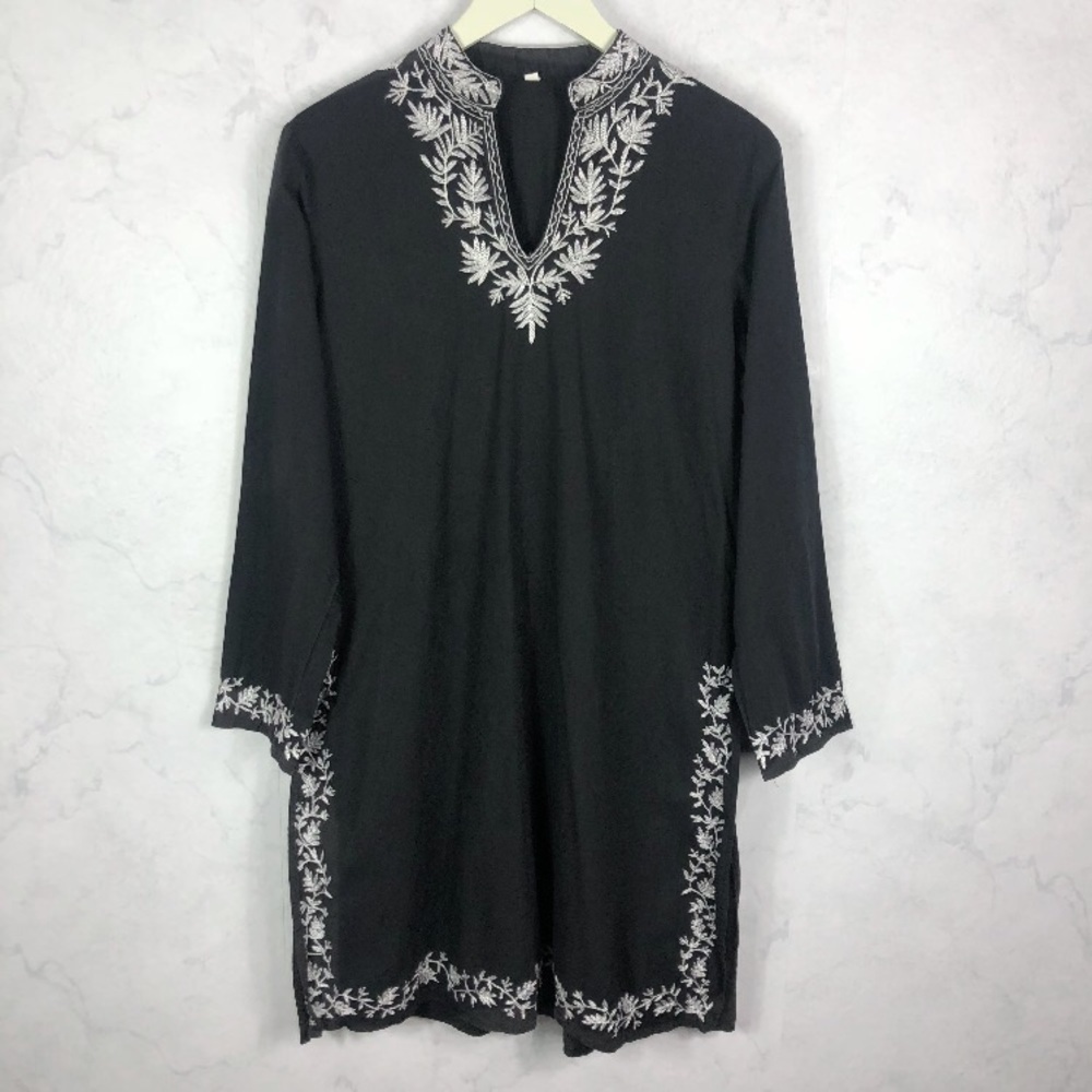 Floral Embroidery Tunic Top